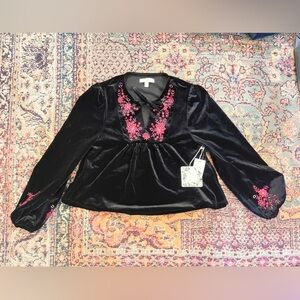 NWT Chelsea and Violet Girl’s Top
